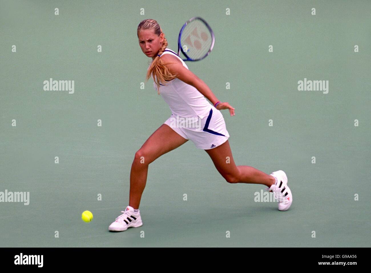 Anna Kournikova in action during her victory over Natasha Zvereva in the  second round of the Australian Open Stock Photo - Alamy