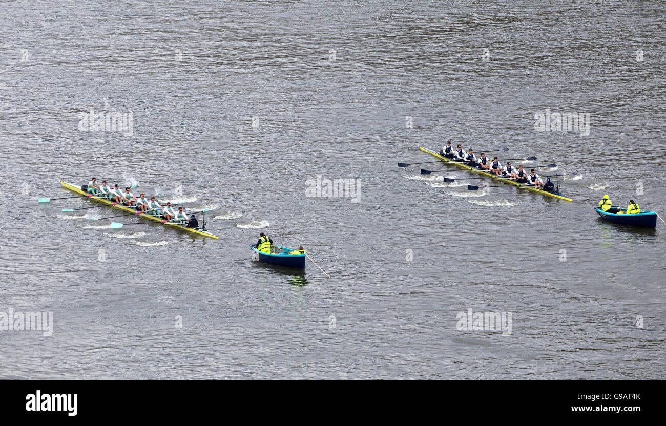 2016 Oxford V Cambridge Boat race river Thames London Stock Photo