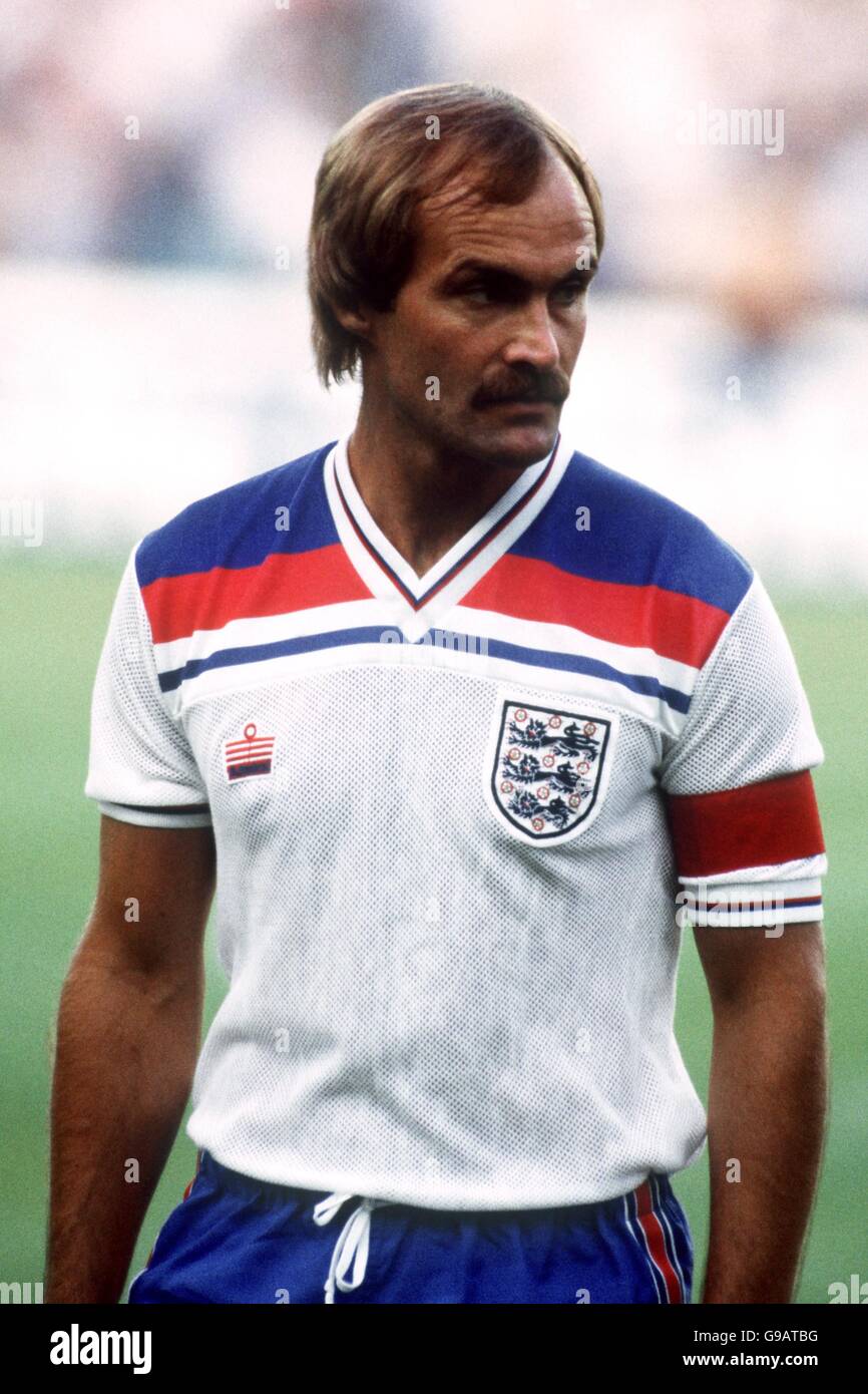 England 1982 atelieryuwa.ciao.jp