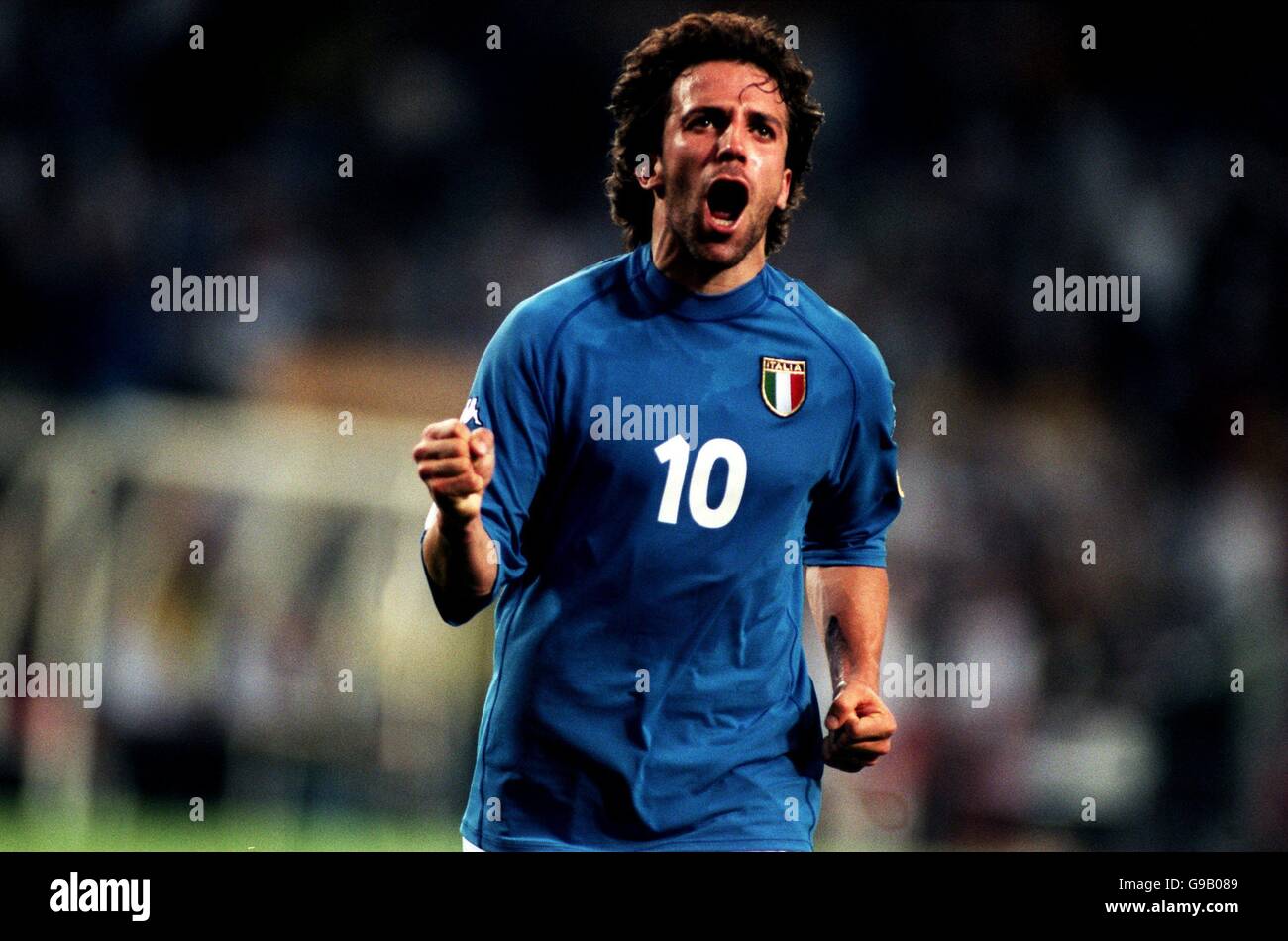 Italy's Alessandro Del Piero celebrates scoring the winning goal