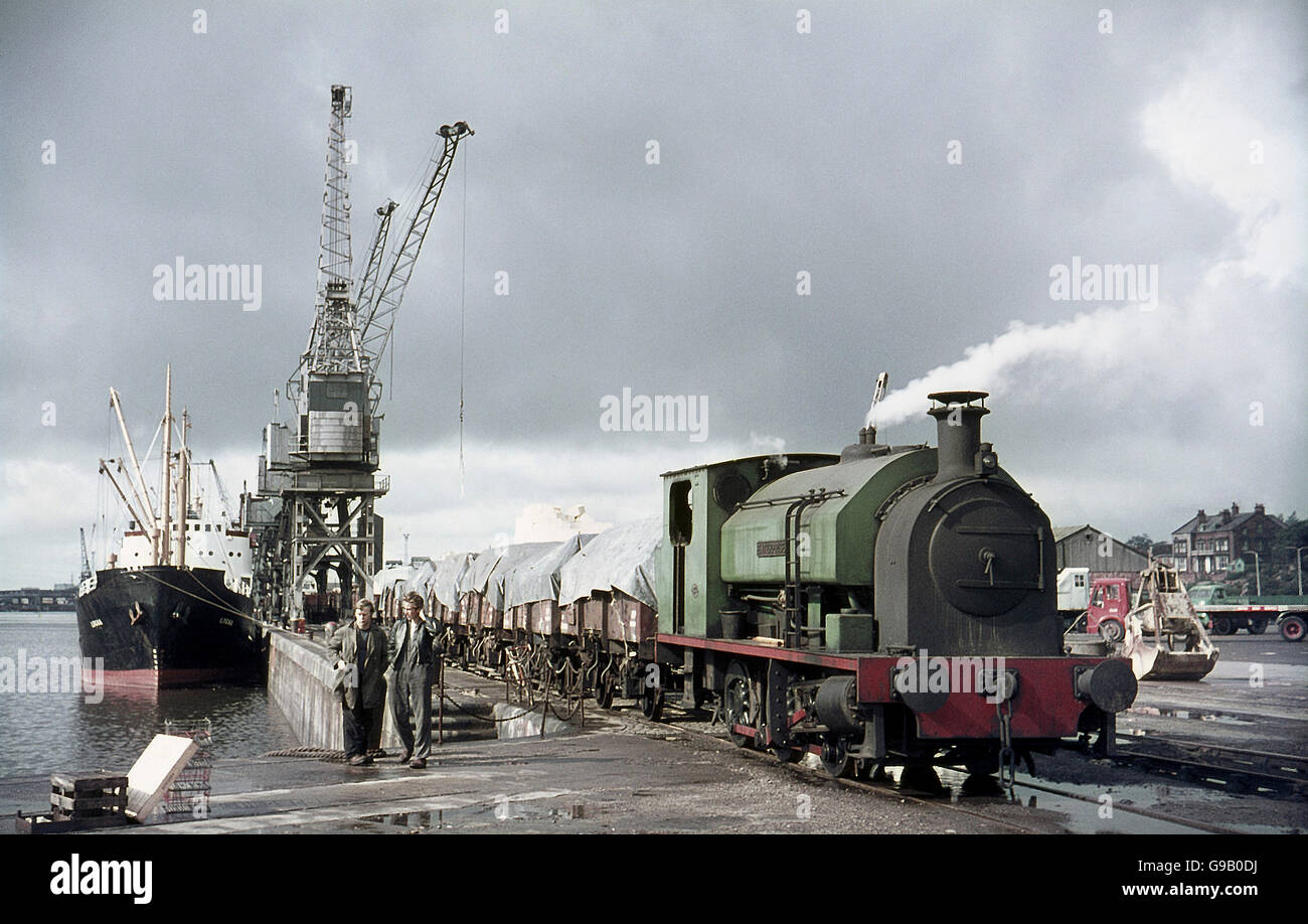 Bagnall 0-6-0ST Enterprise shunts at Preston Docks on Wednesday, 20 September 1967. Stock Photo