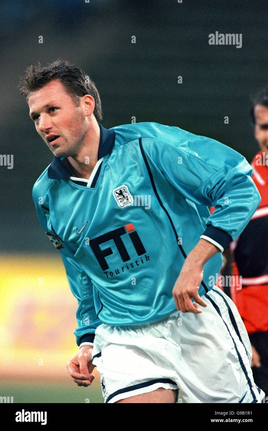 German Soccer - Bundesliga - 1860 Munich v SC Freiburg. Bernhard Winkler, 1860  Munich Stock Photo - Alamy