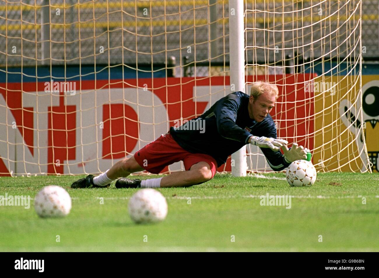 Soccer - Gold Cup 2000 - Quarter Final - USA v Colombia - USA Training Stock Photo