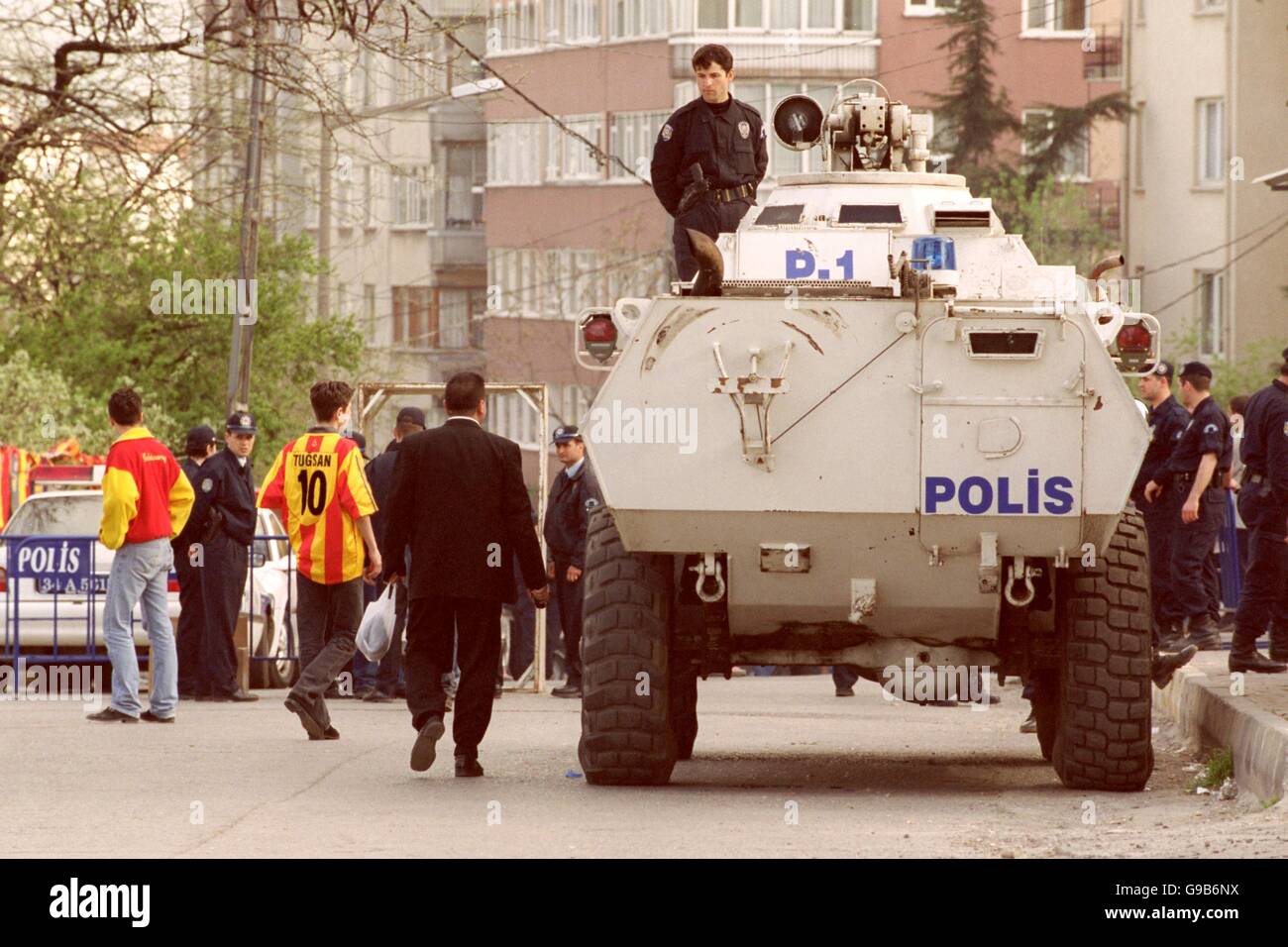 Police Riot Tank Police security forces riot tank armed vehicle football utd hi-res ...