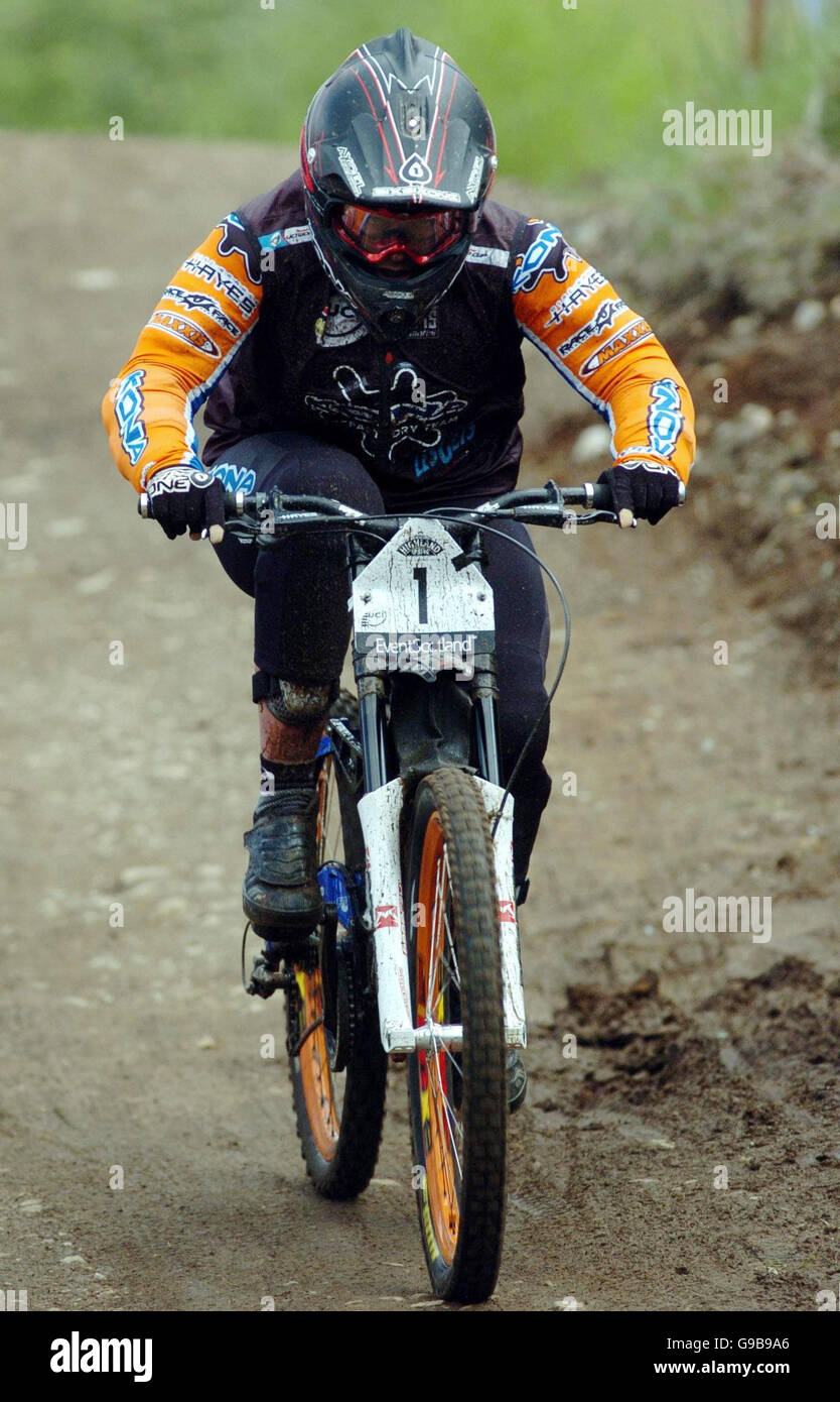 Race winner Tracy Moseley competes in the UCI Mountain Bike World Cup, World Cup Women's Downhill Semi Finals in Fort William. Stock Photo