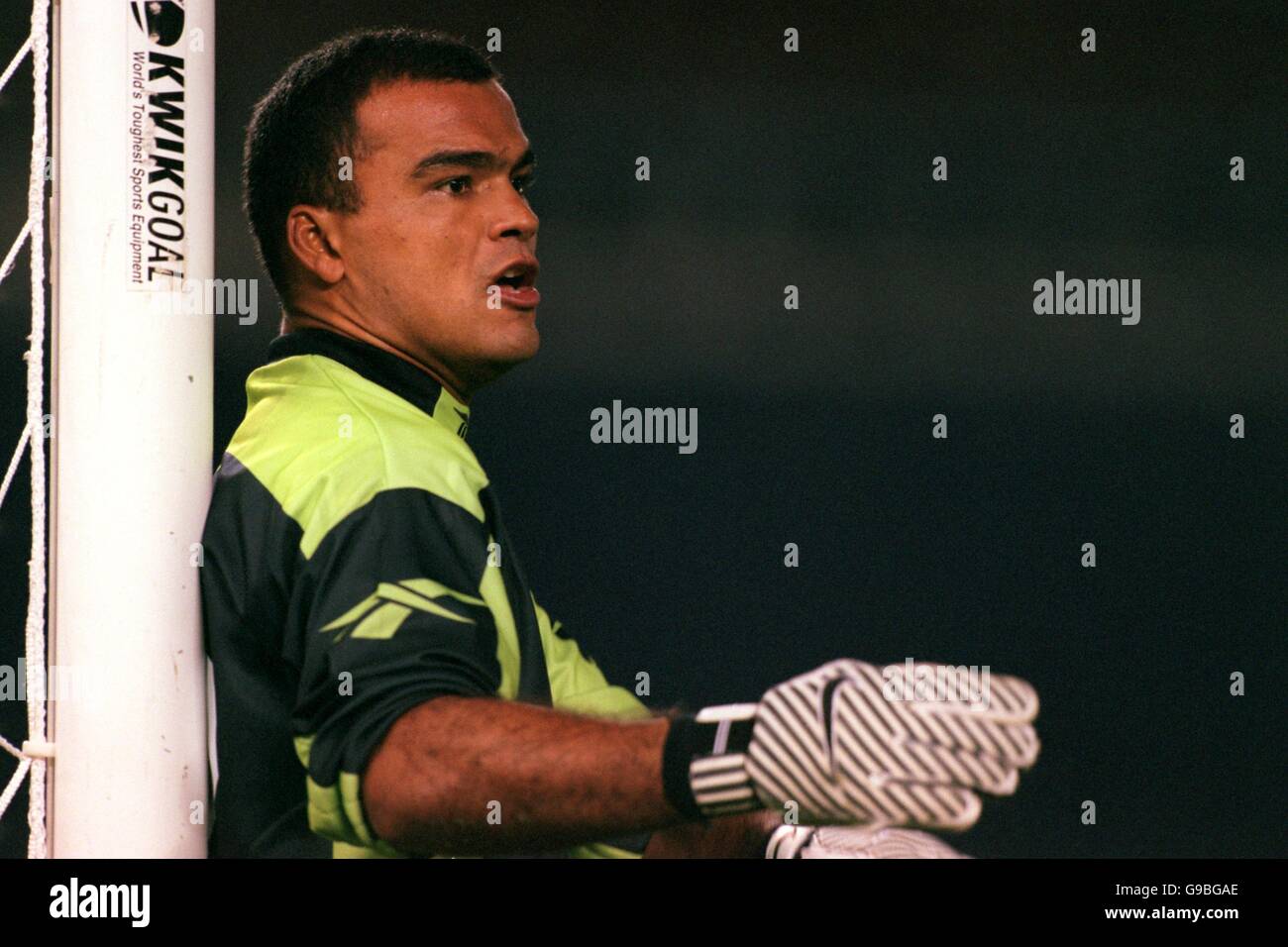 Soccer - CONCACAF Gold Cup 2000 - Semi Final - Peru v Colombia. Diego Gomez, Colombia goalkeeper Stock Photo
