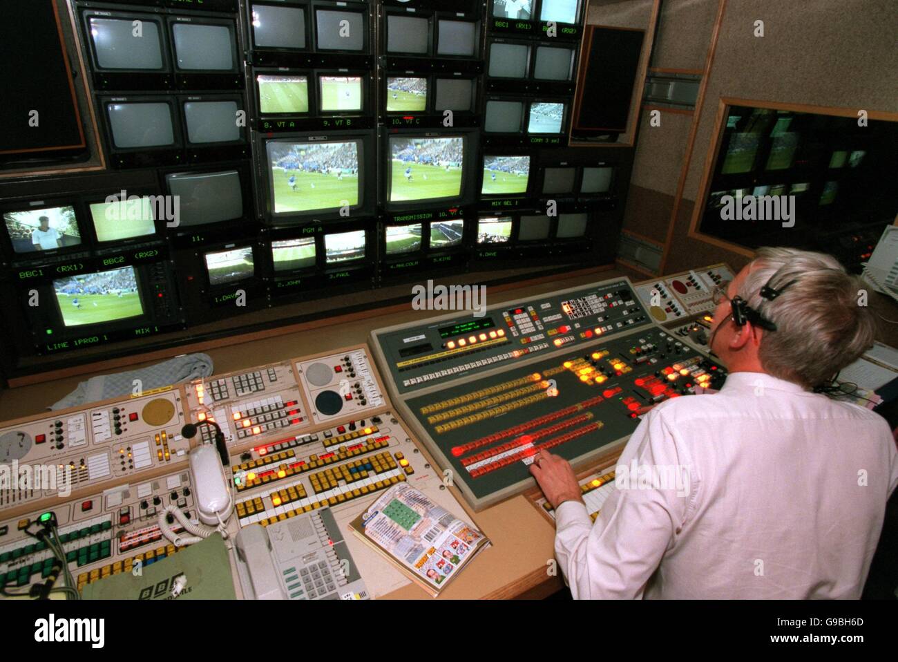 Soccer - FA Carling Premiership - Leicester City v Tottenham Hotspur. The  BBC Match of the Day control room Stock Photo - Alamy