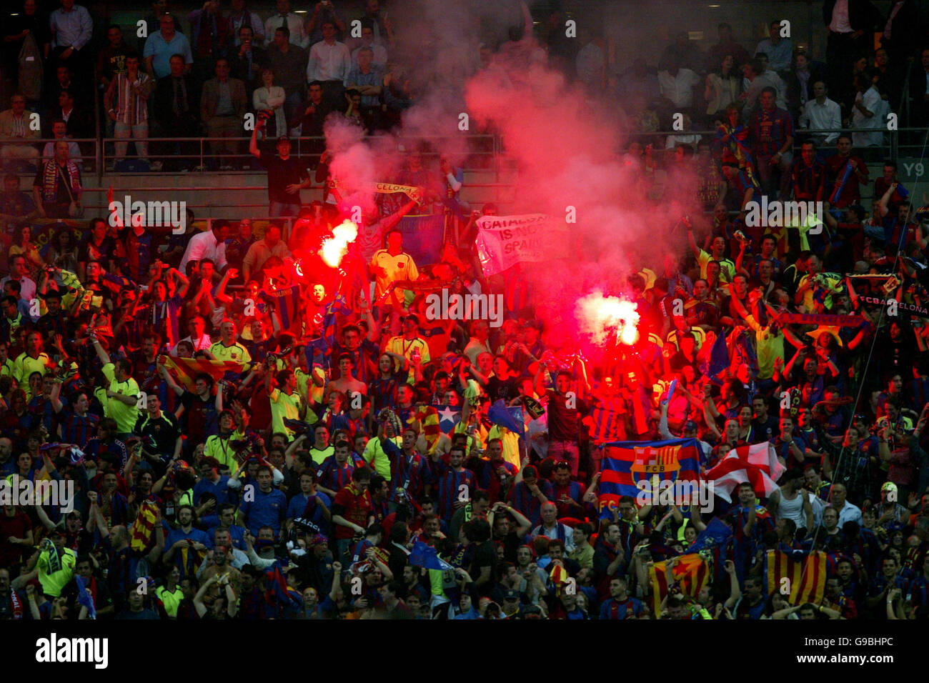 Soccer - UEFA Champions League - Final - Barcelona v Arsenal - Stade de ...