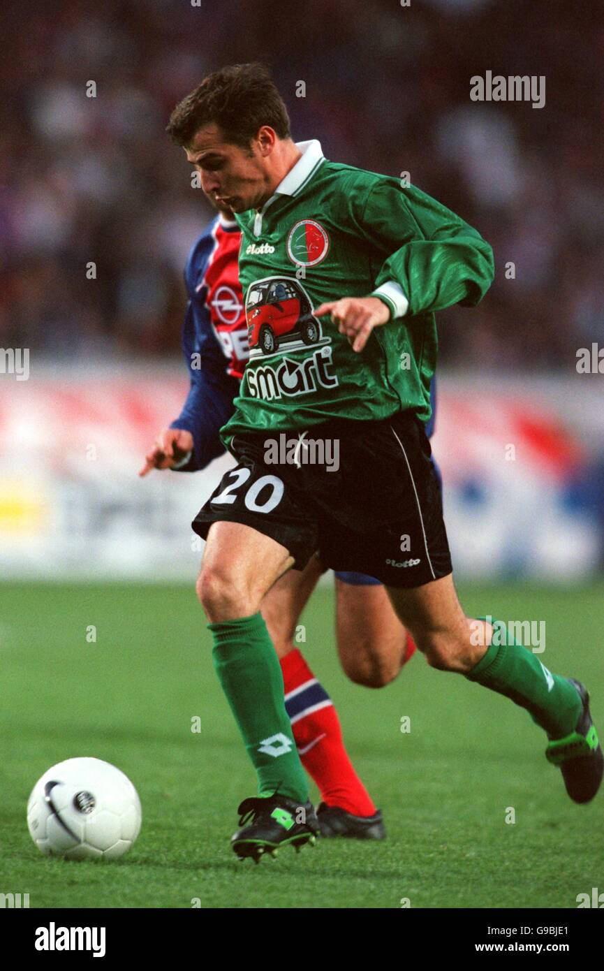 FOOTBALL carte joueur CEDRIC MIONNET équipe SEDAN