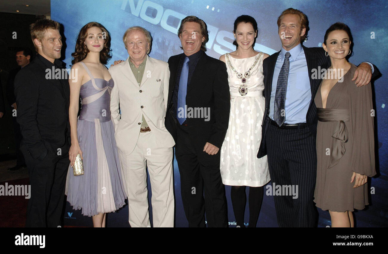 (left to right) Mike Vogel, Emmy Rossum, Wolfgang Petersen, Kurt Russell, Jacinda Barrett, Josh Lucas and Mia Maestro arrive for the UK premiere of Poseidon, at the Empire Leicester Square, central London. Stock Photo