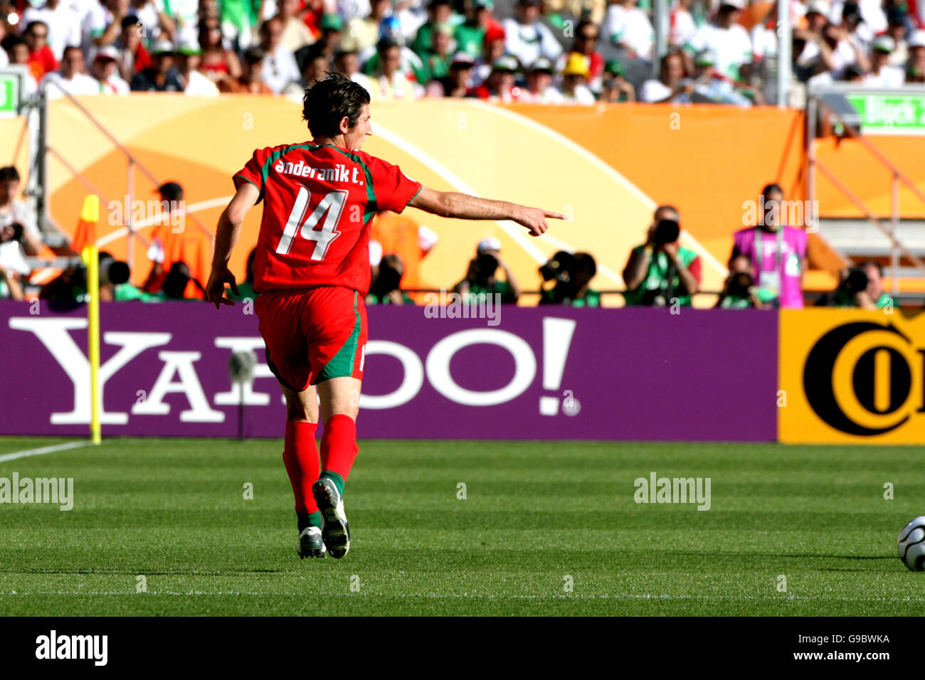 Soccer - 2006 FIFA World Cup Germany - Group D - Mexico v Iran - Franken-Stadion. Andranik Teymourian, Iran Stock Photo