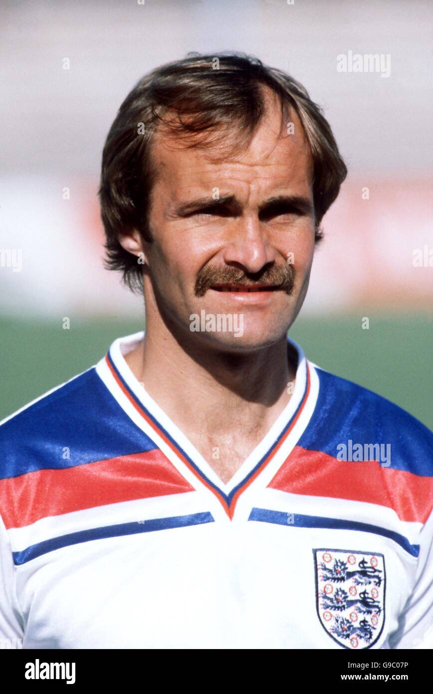 Soccer - European Championship - Group Two - England v Spain. Mick ...
