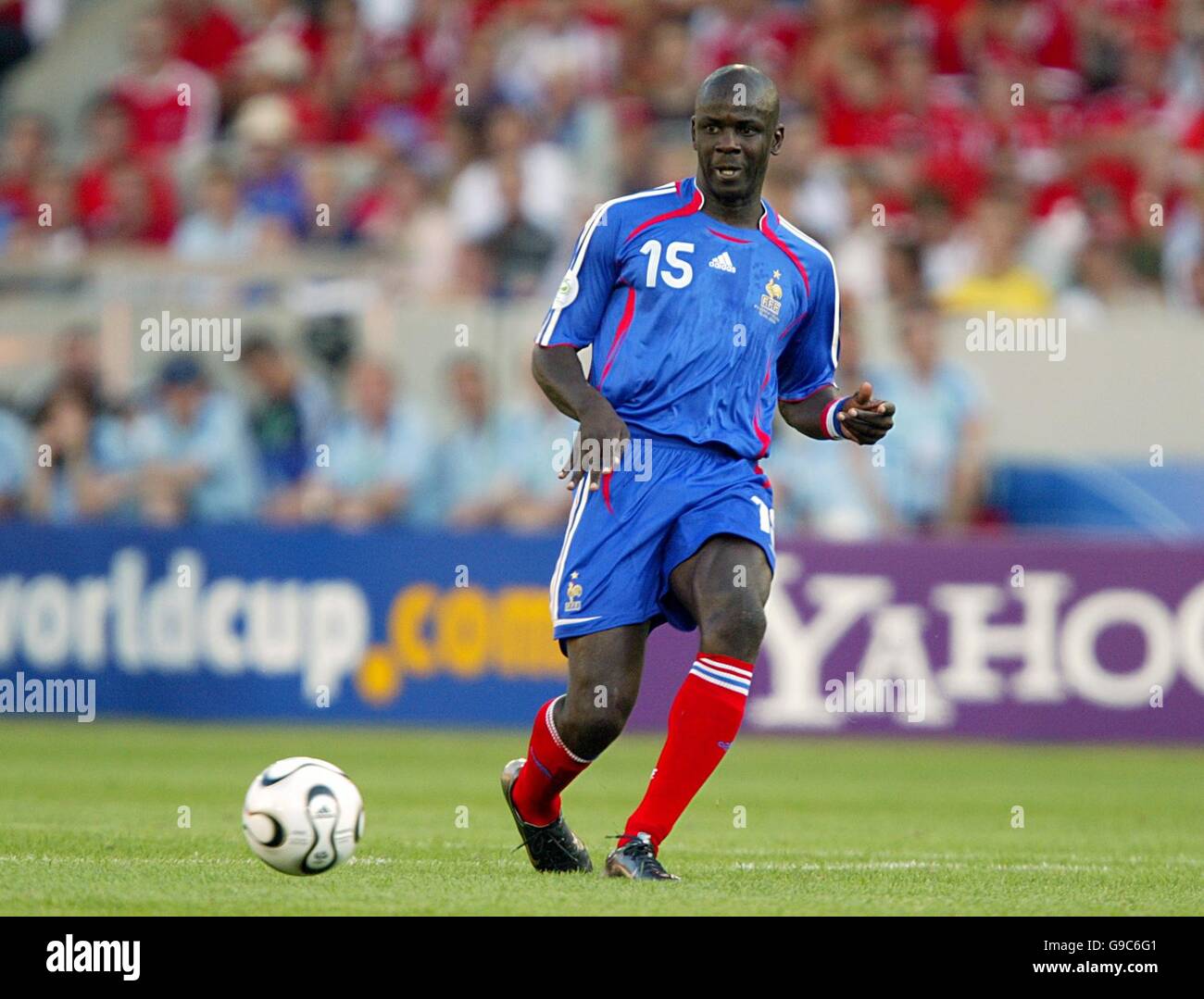 Lilian thuram world cup hi-res stock photography and images - Alamy