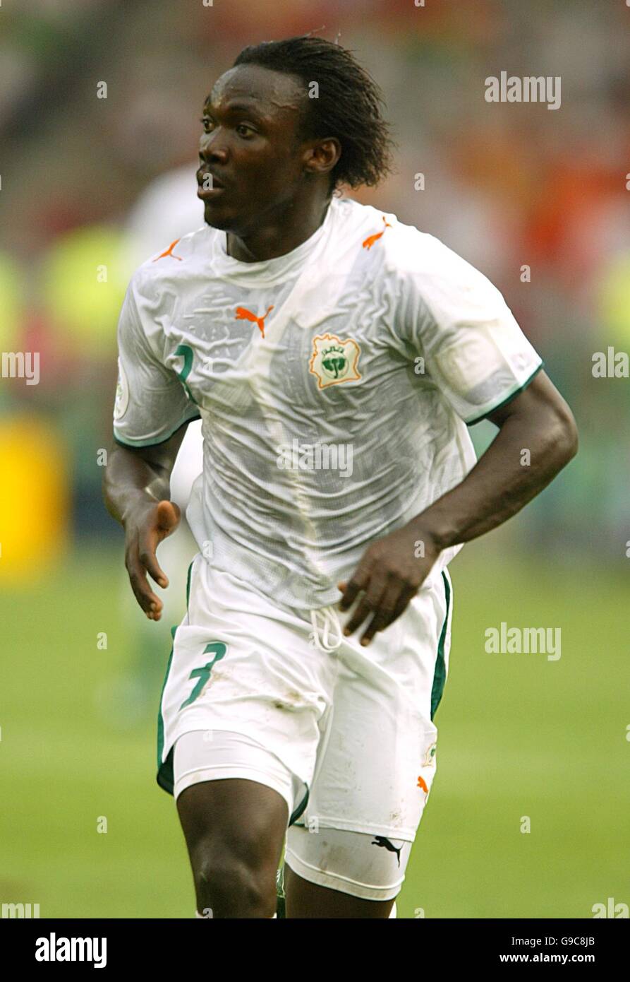 Soccer - 2006 FIFA World Cup Germany - Group C - Holland v Ivory Coast - Gottlieb-Daimler-Stadion. Arthur Boka, Ivory Coast Stock Photo