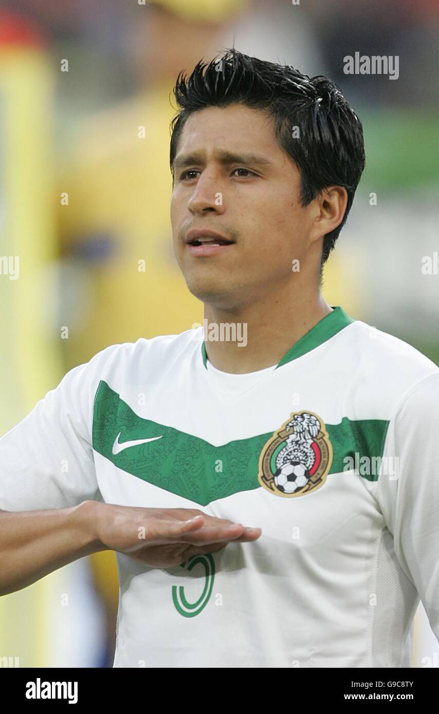 Soccer - 2006 FIFA World Cup Germany - Group D - Mexico v Angola - AWD Arena. Ricardo Osorio, Mexico Stock Photo