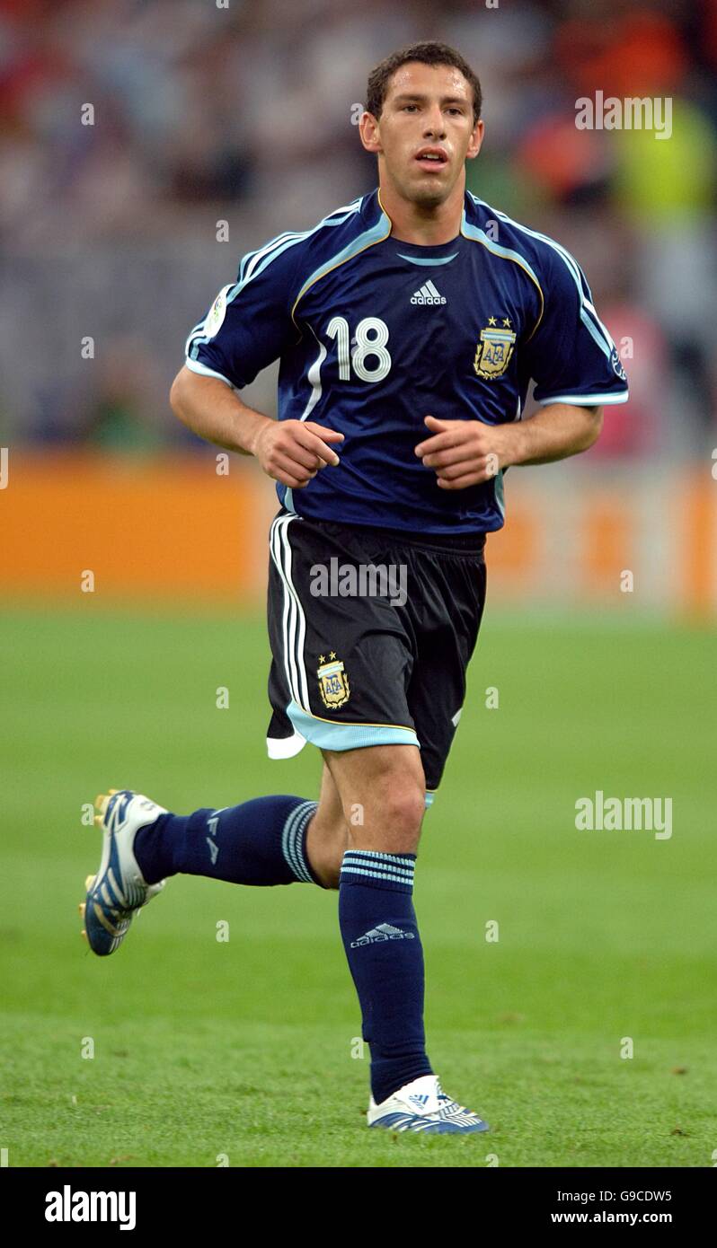Soccer - 2006 FIFA World Cup Germany - Group C - Argentina v Serbia & Montenegro - AufSchalke Arena. Rodriguez Maxi, Argentina Stock Photo
