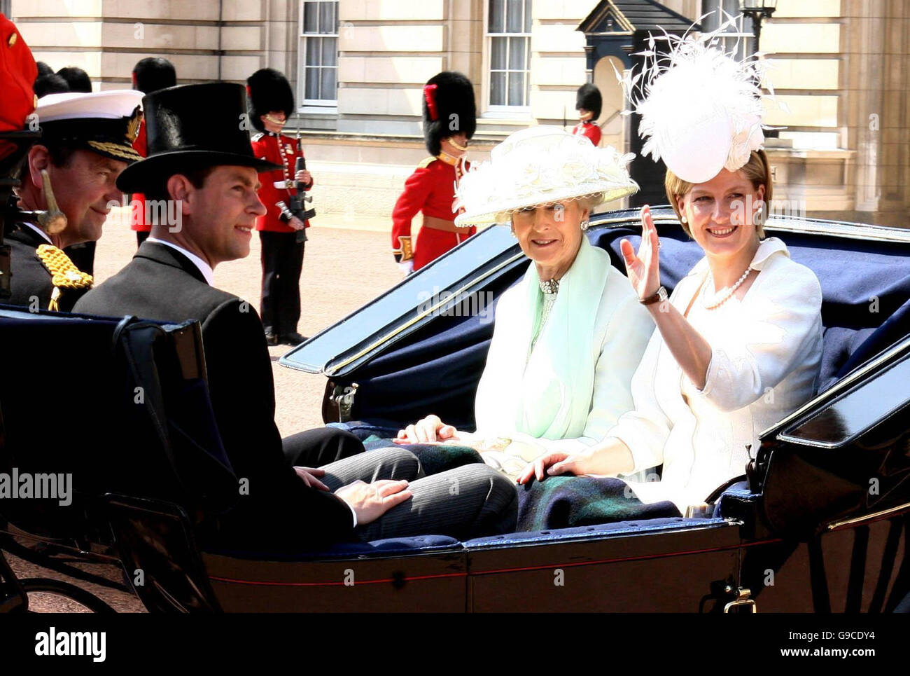 The Countess of Wessex joins Princess Alexandra, the Earl of Wessex and Rear Admiral Timothy Laurence as leave Buckingham Palace, London, to watch the annual Trooping the Colour ceremony as Britain' Queen Elizabeth II celebrates her official 80th birthday. PRESS ASSOCIATION Photo, Picture date: Saturday June 17, 2006. More than 1,100 soldiers will take part in the colourful annual display of pomp and pageantry. See PA story ROYAL Queen. Photo credit should read: Chris Young/WPA rota/PA. Stock Photo