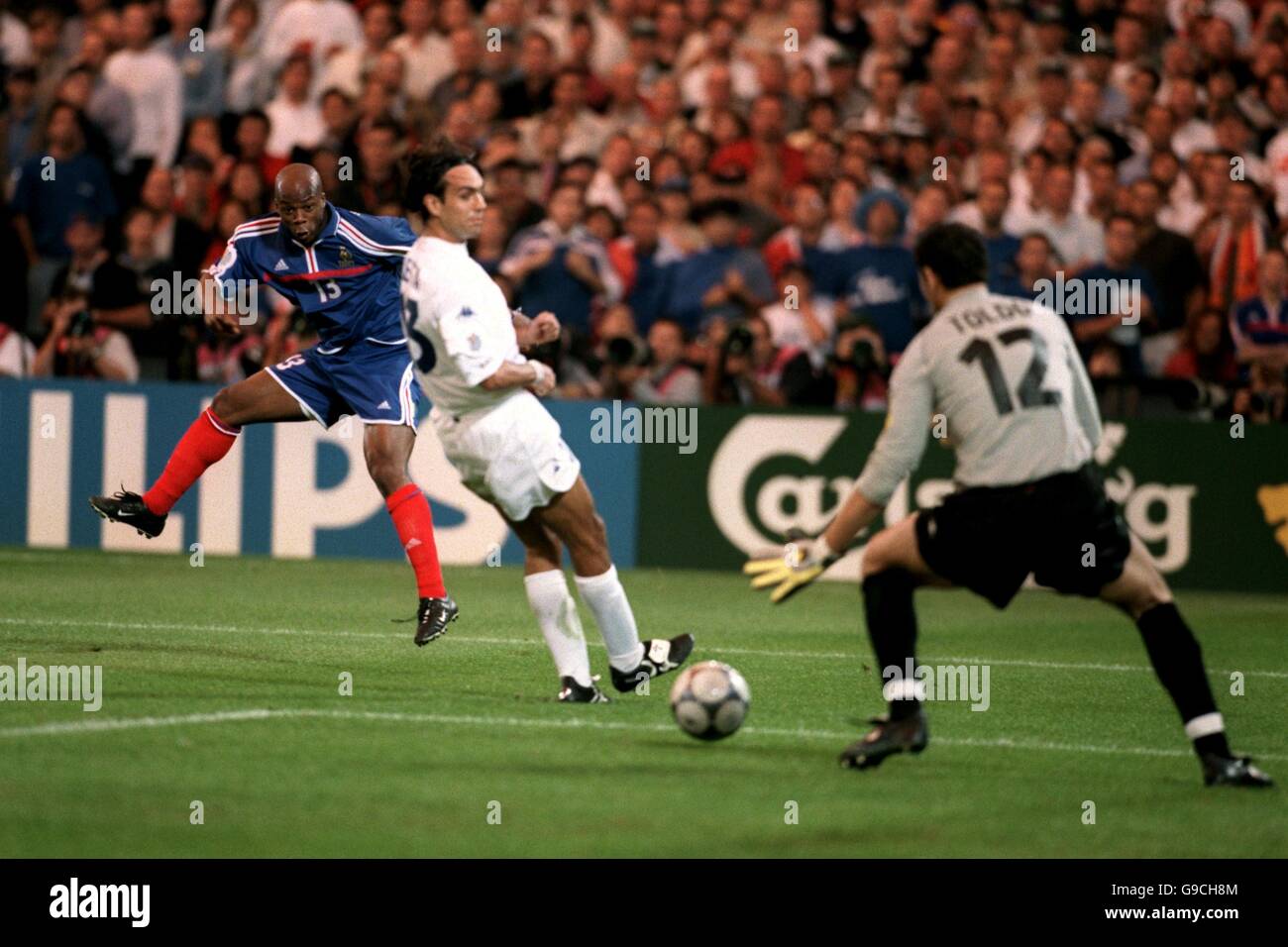 Soccer Euro 2000 Final France V Italy Stock Photo Alamy soccer-euro-2000-final-france-v-italy-stock-photo-alamy