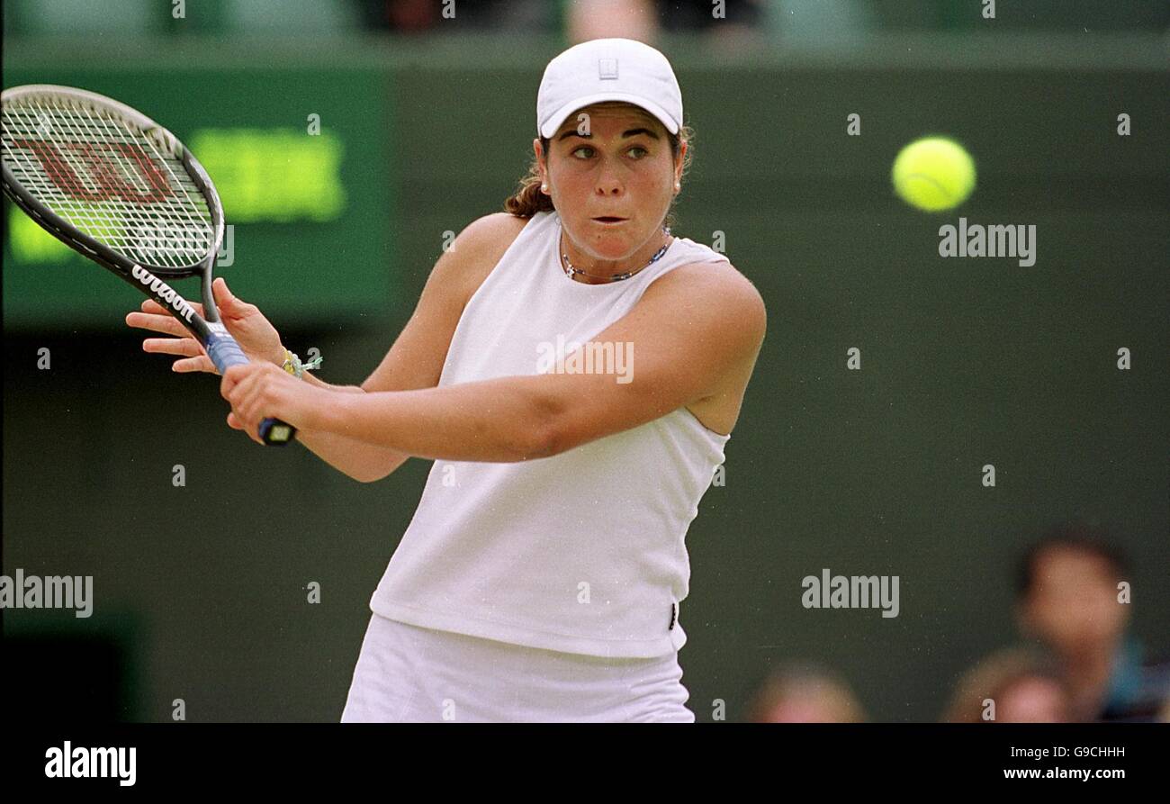 Magui serna in action against jelena dokic hires stock photography and