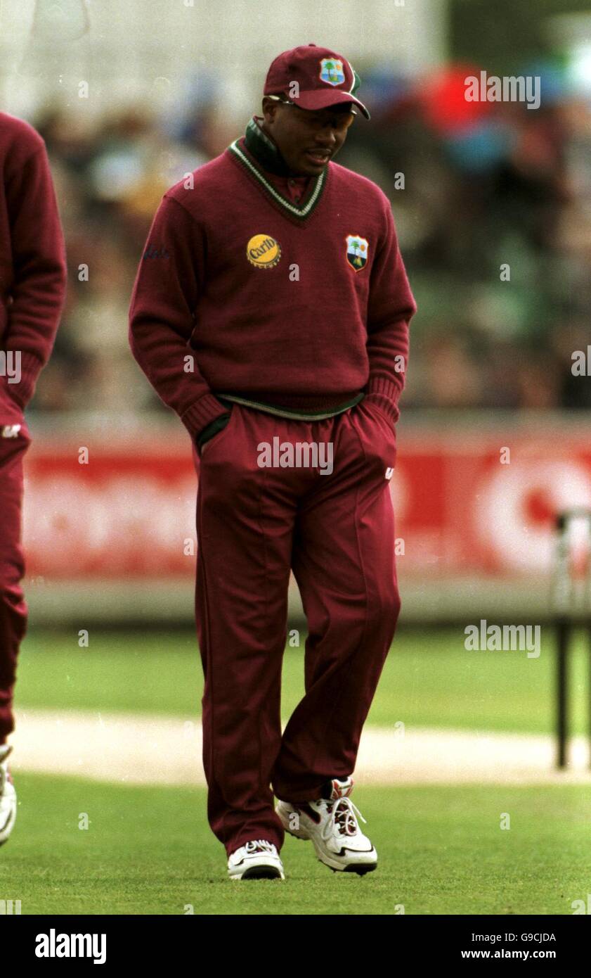 Cricket - NatWest Series Triangular Tournament - England v West Indies. A cold looking Brian Lara of the West Indies at Chester-le-Street Stock Photo