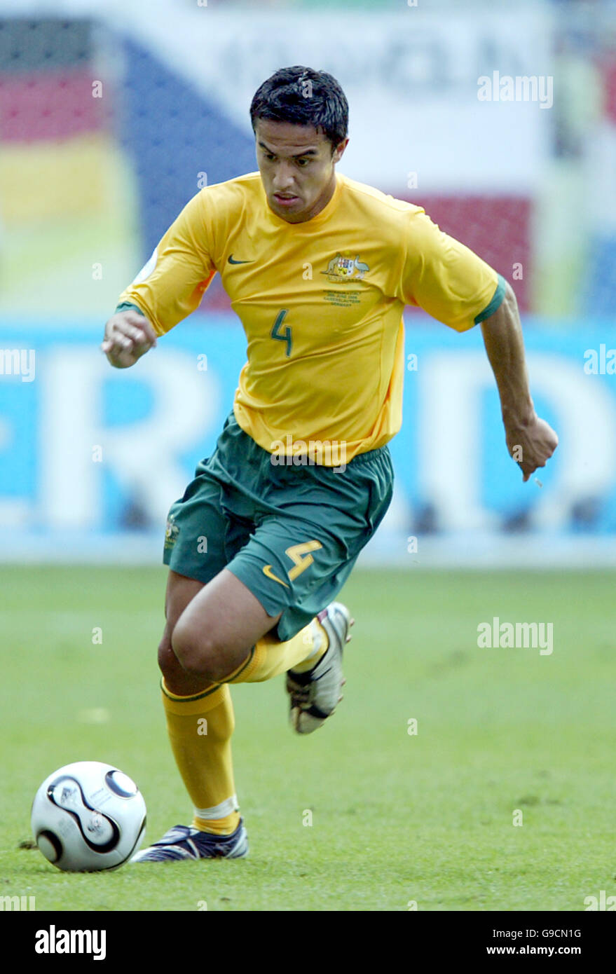 Tim cahill australia 2006 hi-res stock photography and images - Alamy