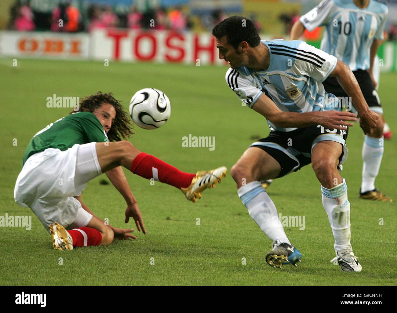 Soccer - 2006 FIFA World Cup Germany - Second Round - Argentina v Mexico - Zentralstadion Stock Photo