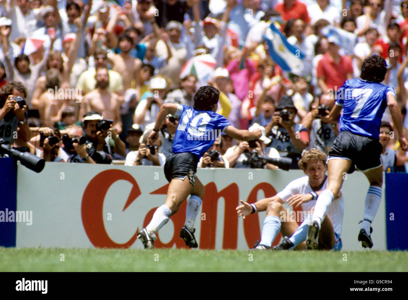 Soccer - World Cup Mexico 1986 - Quarter Final - England v Argentina - Azteca Stadium Stock Photo