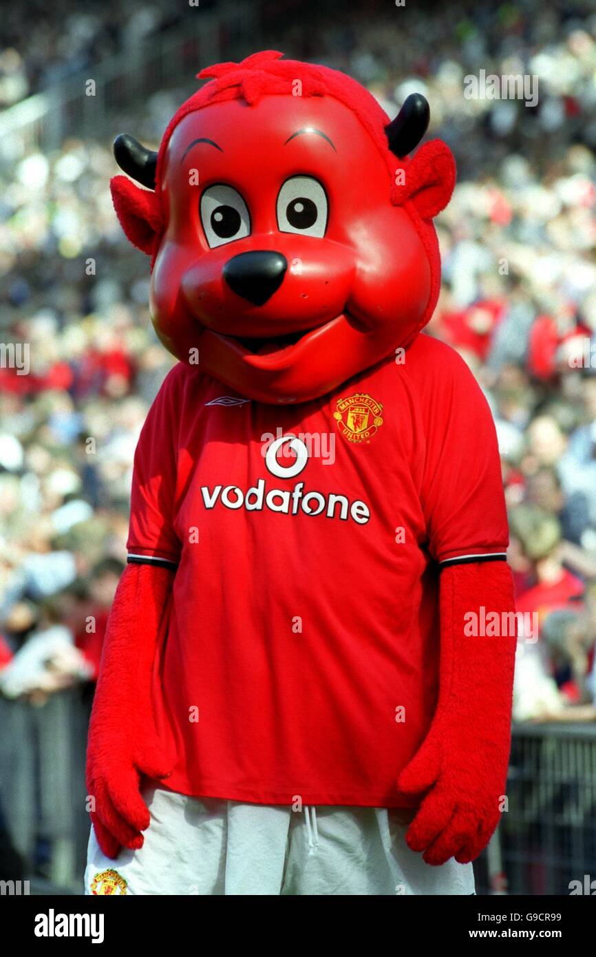 Mascot red devil football man utd hi-res stock photography and images -  Alamy