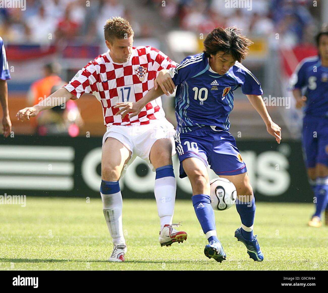 Soccer - 2006 FIFA World Cup Germany - Group F - Japan v Croatia - Franken-Stadion  Stock Photo - Alamy