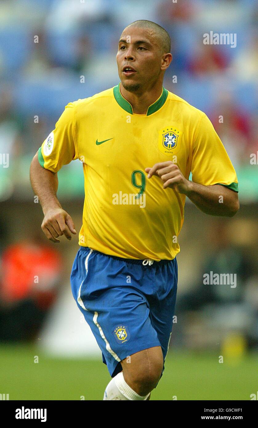 Ronaldo brazil 2006 world cup hi-res stock photography and images