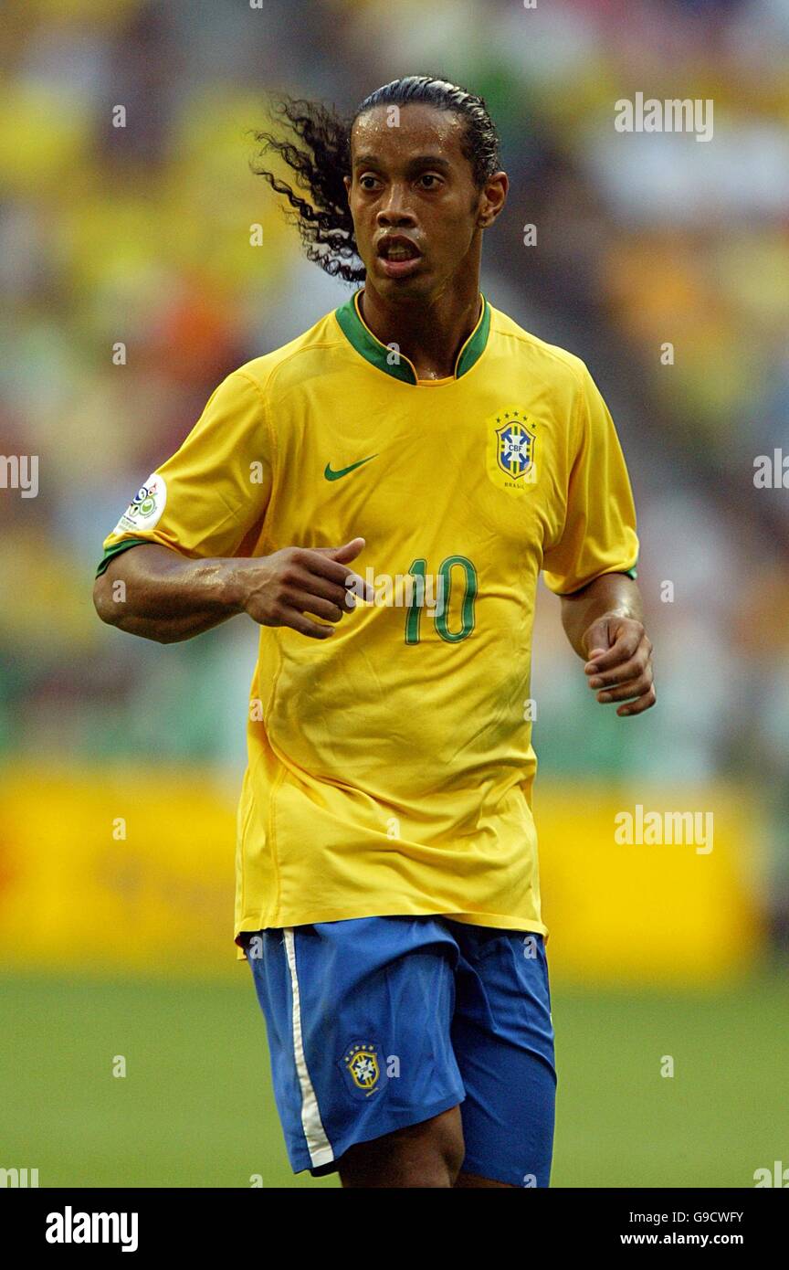 Ronaldinho brazil world cup 2006 hi-res stock photography and