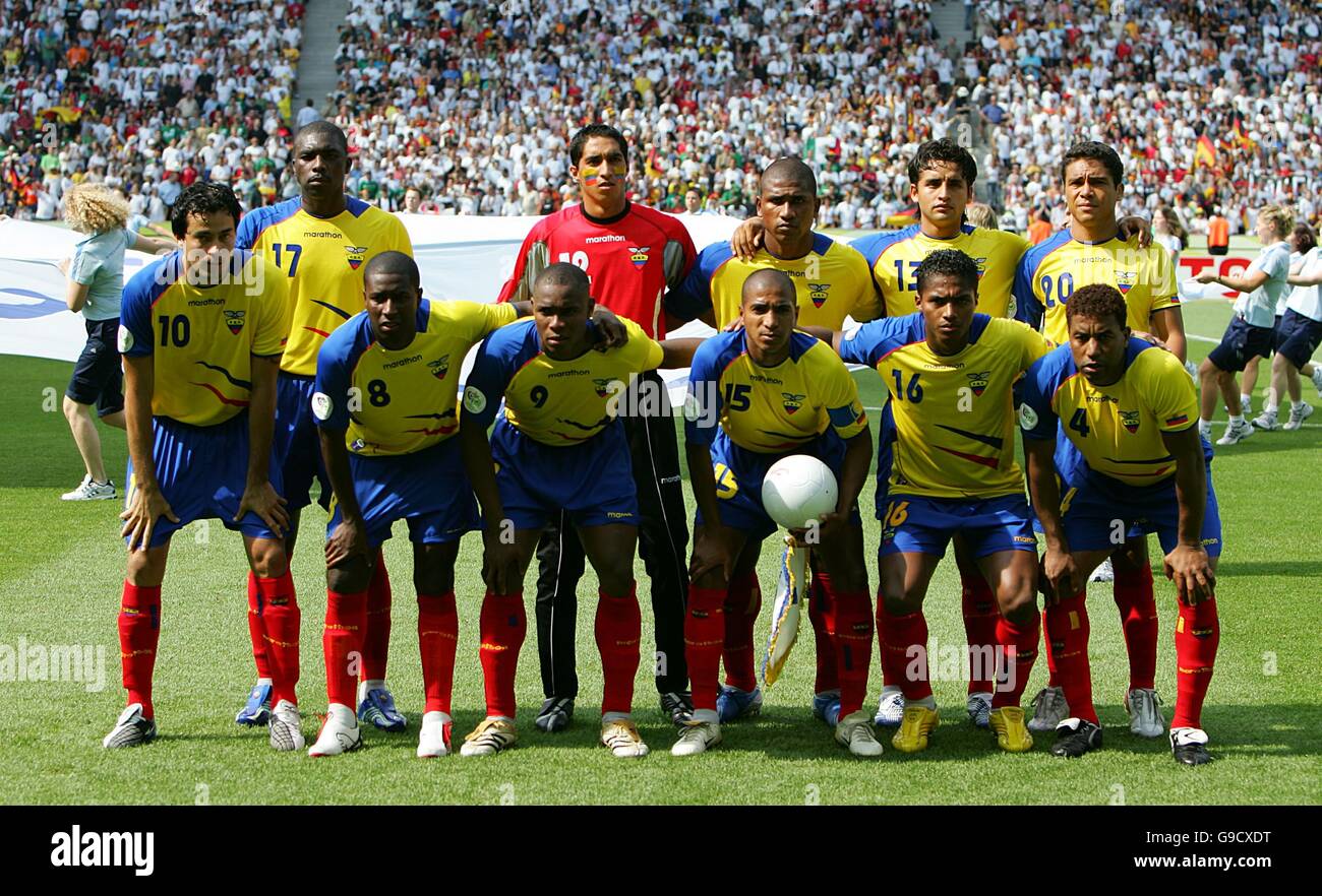 Soccer 2006 FIFA World Cup Germany Group A Ecuador v Germany