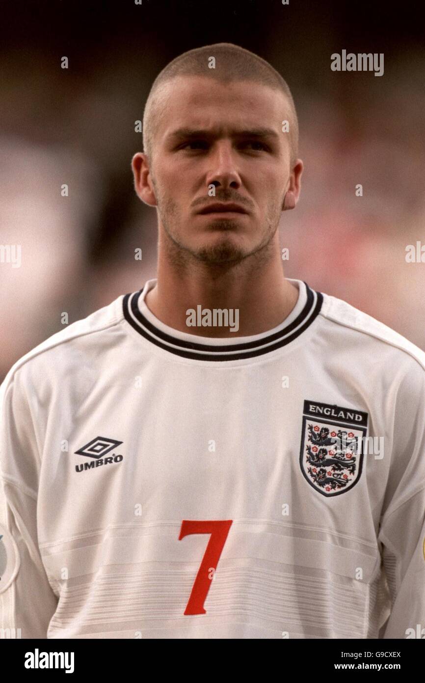 soccer-euro-2000-group-a-england-v-romania-stock-photo-alamy