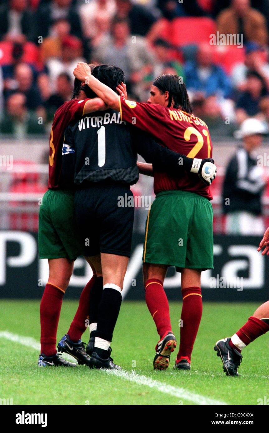 Soccer - Euro 2000 - Quarter Final - Turkey v Portugal Stock Photo