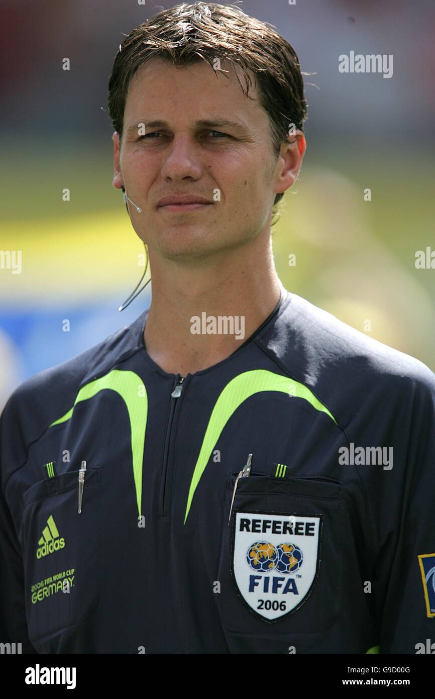 Soccer 2006 FIFA World Cup Germany Group D Iran v Angola