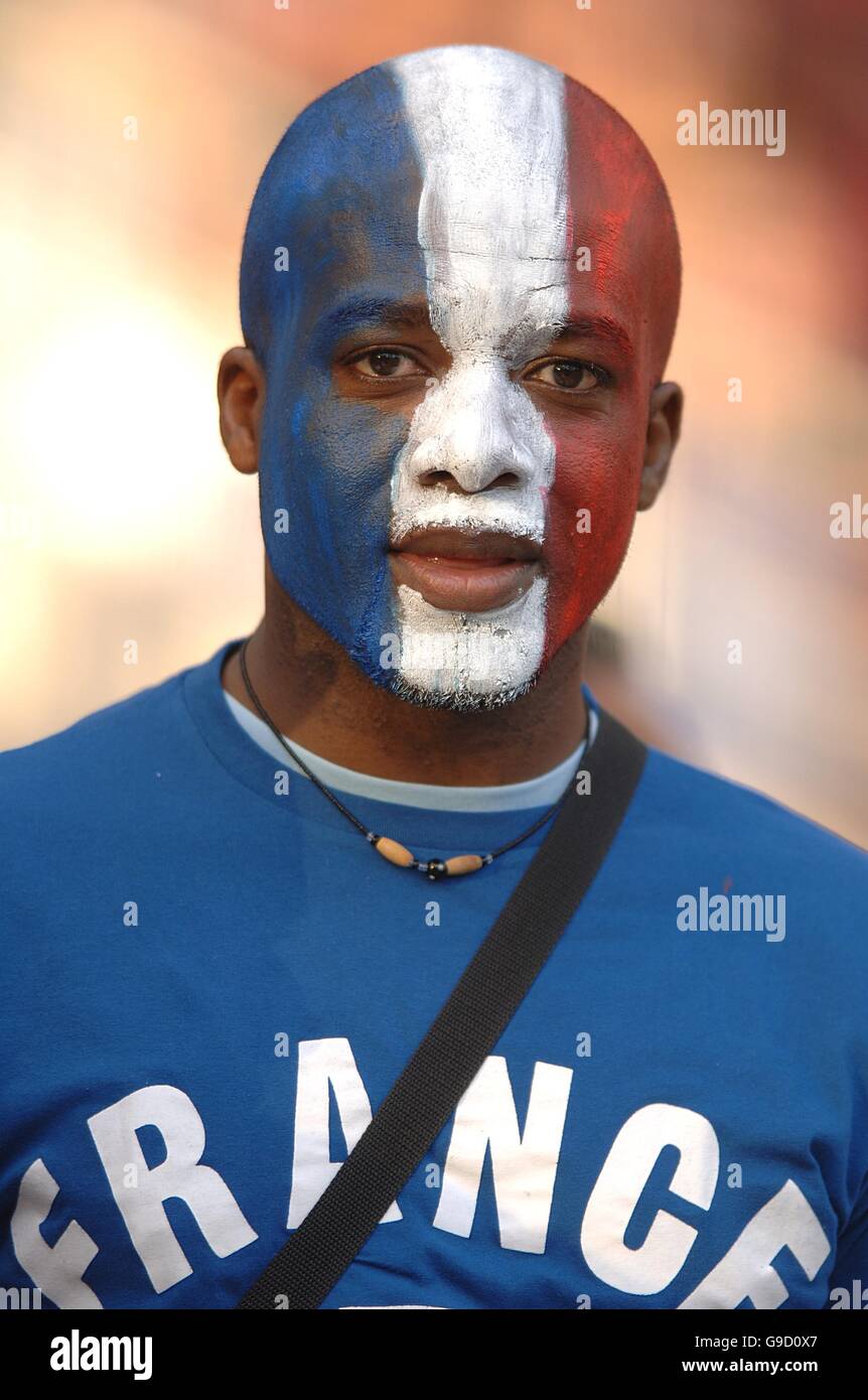 Soccer 2006 FIFA World Cup Germany Group G Togo v France