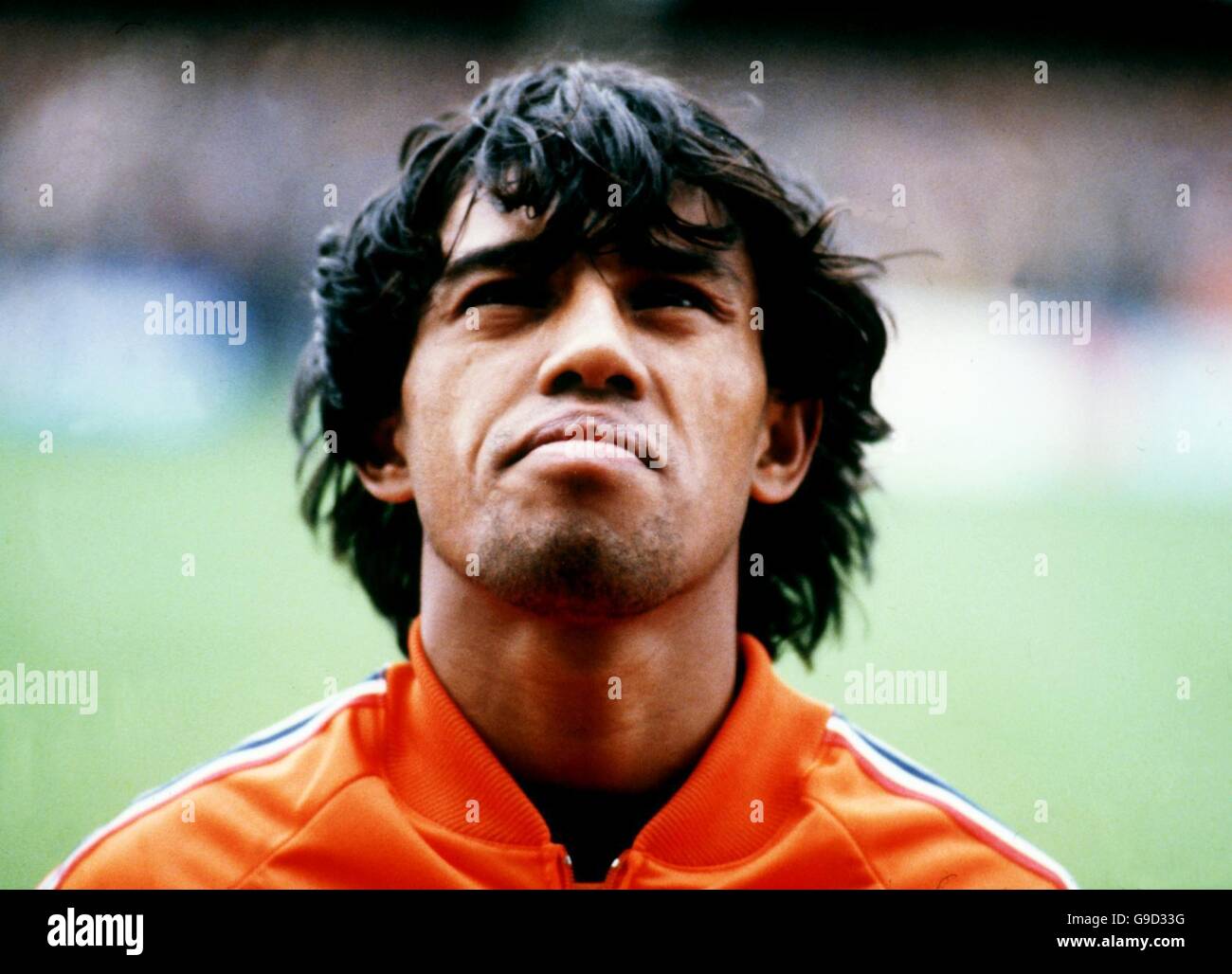 Soccer - World Cup Qualifier - Group Two - Ireland v Holland. Simon Tahamata, Holland Stock Photo