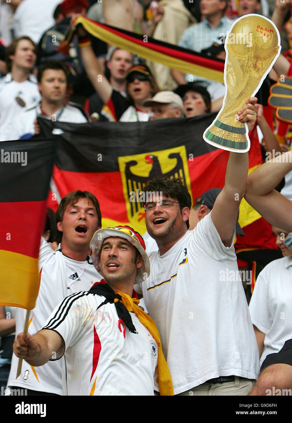 Soccer 2006 FIFA World Cup Germany Quarter Final Germany v