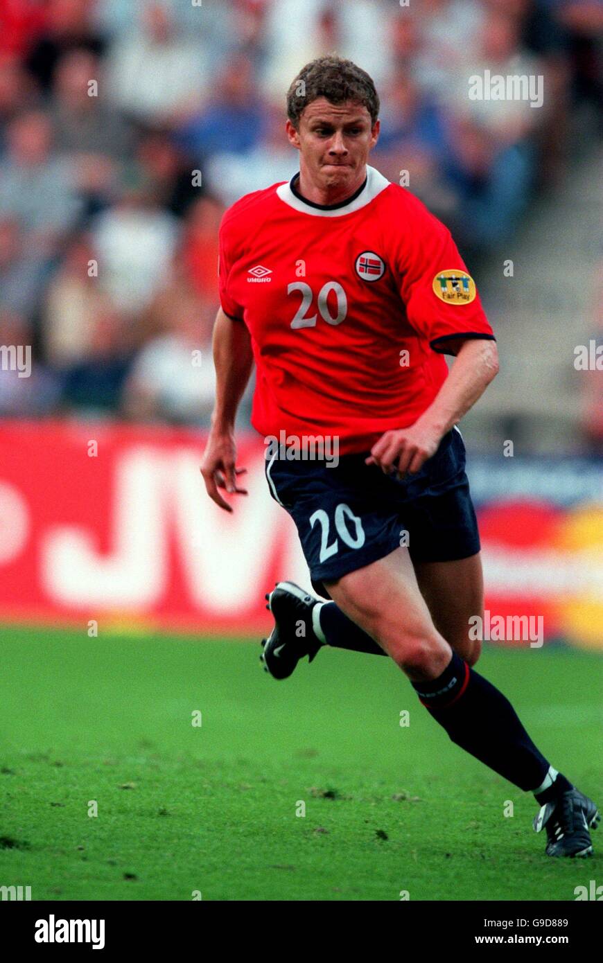 Soccer - Euro 2000 - Group C - Norway v Yugoslavia. Ole Gunnar Solskjaer, Norway Stock Photo