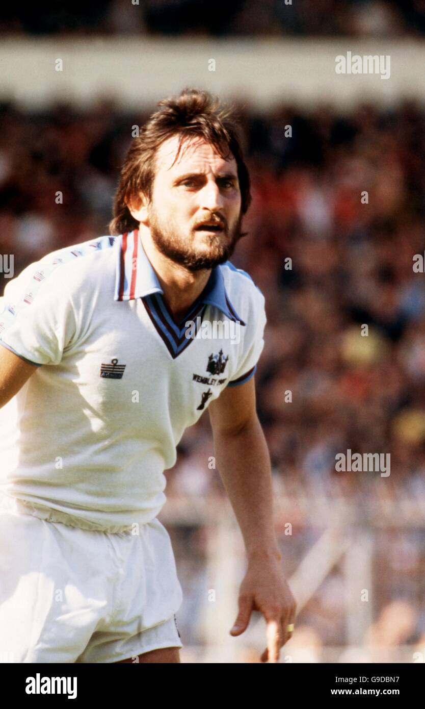West Ham United. F.A. Cup Winners 1980. Large colour photograph of the