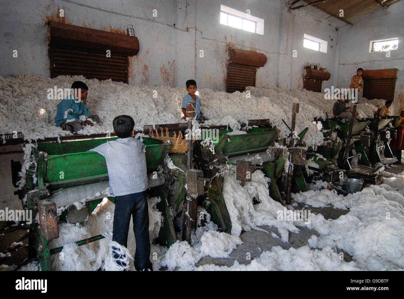 Child labour textile factory hires stock photography and images Alamy