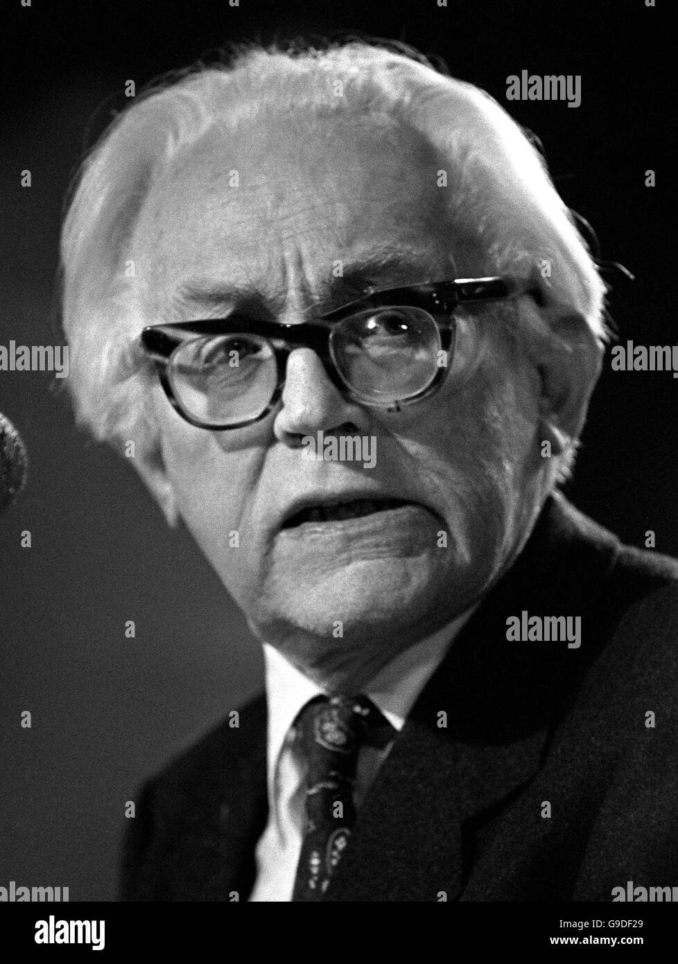 Labour leader Michael Foot in action on the platform. Born in 1913, he first contested a seat for the Labour Party in 1935. Stock Photo