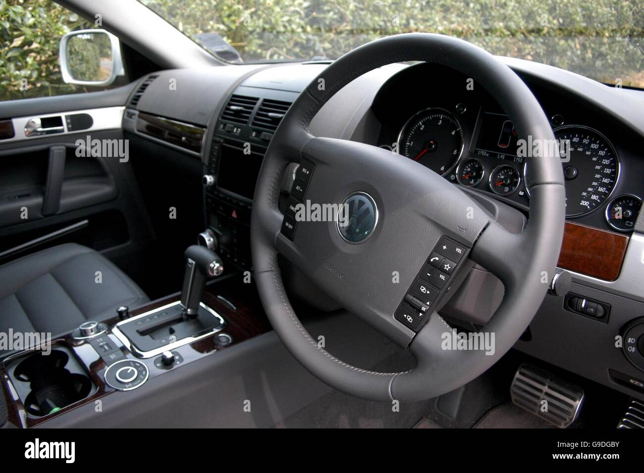 The interior of a VW Touareg after a Volkswagen Touareg Off-road Experience  Day, at the Birdsall Estate, Elvington, nr York, featuring England cricket  heroes Paul Collingwood and Matthew Hoggard Stock Photo -