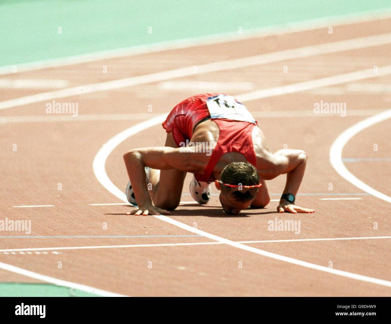 Sydney 2000 Olympics - Athletics - Men's 50km Walk. Poland's Robert ...