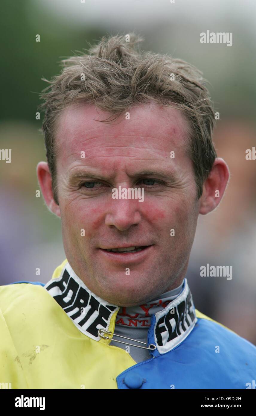 Jockey sean curran at worcester racecourse hi-res stock photography and
