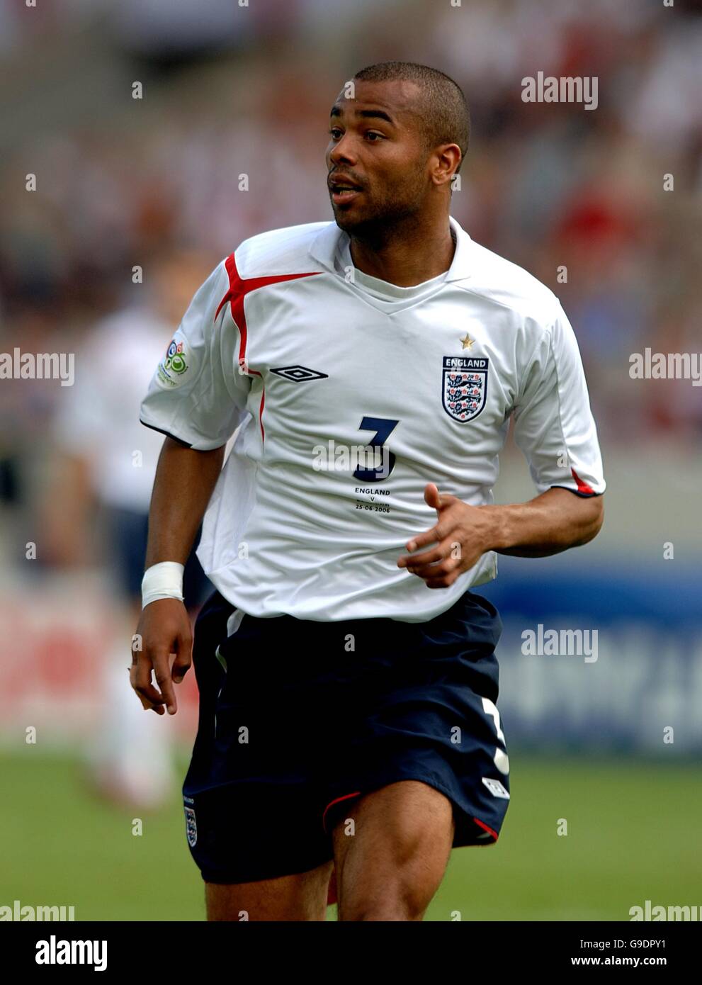 Soccer - 2006 FIFA World Cup Germany - Second Round - England v Ecuador - Gottlieb-Daimler-Stadion. Ashley Cole, England Stock Photo