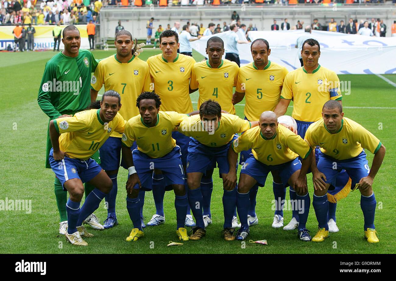 Soccer - 2006 FIFA World Cup Germany - Second Round - Brazil v Ghana -  Signal Iduna Park Stock Photo - Alamy
