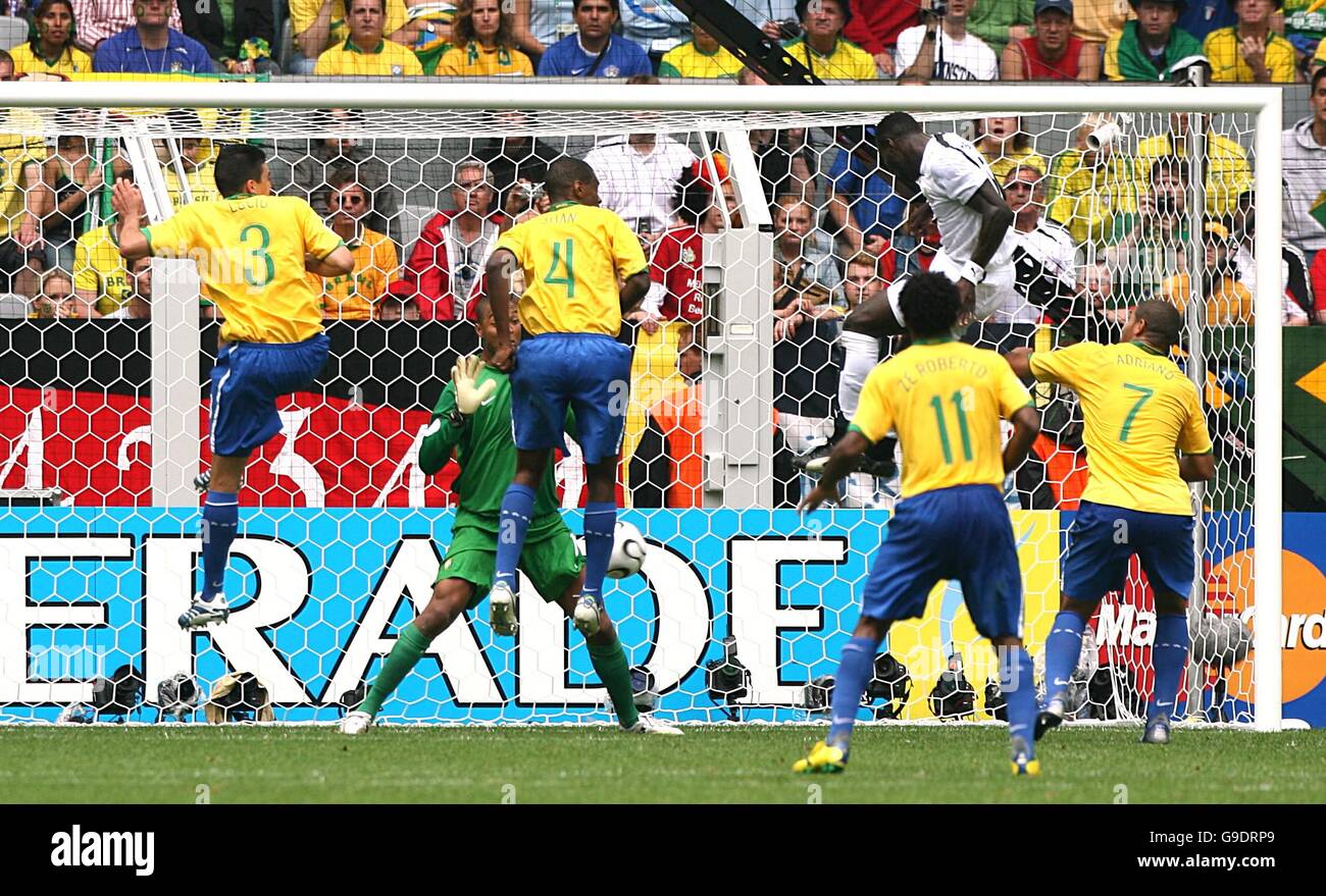 Soccer - 2006 FIFA World Cup Germany - Second Round - Brazil v Ghana - Signal Iduna Park. Ghana's John Mensah almost scores with a header in the first half. Stock Photo