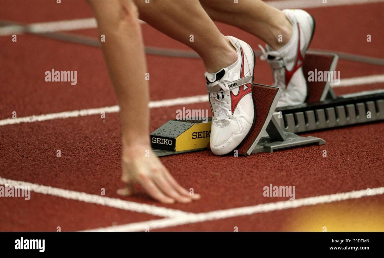 Athlete mizuno sale