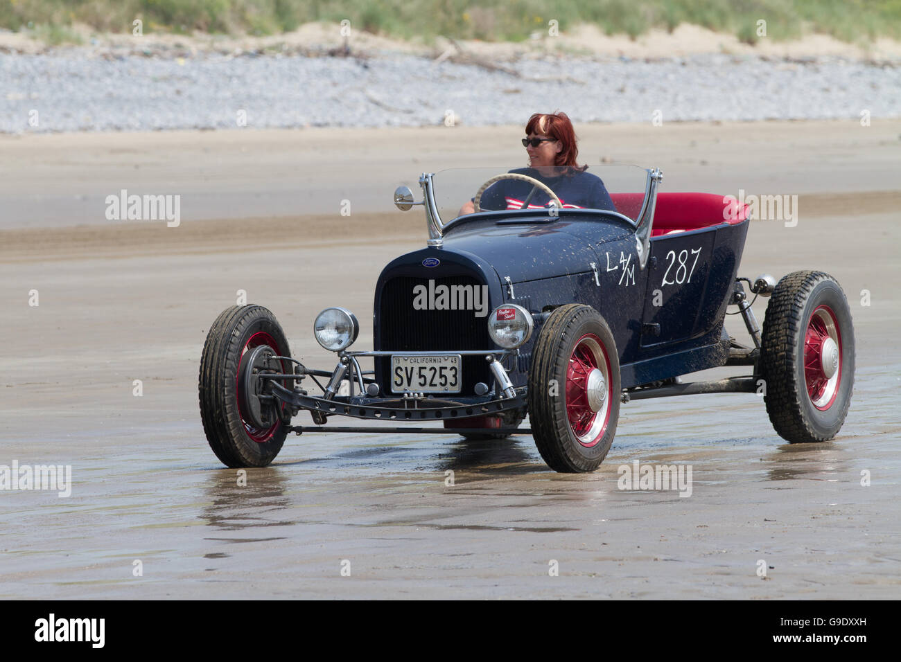Classic American Hot Rods Pendine High Resolution Stock Photography and ...